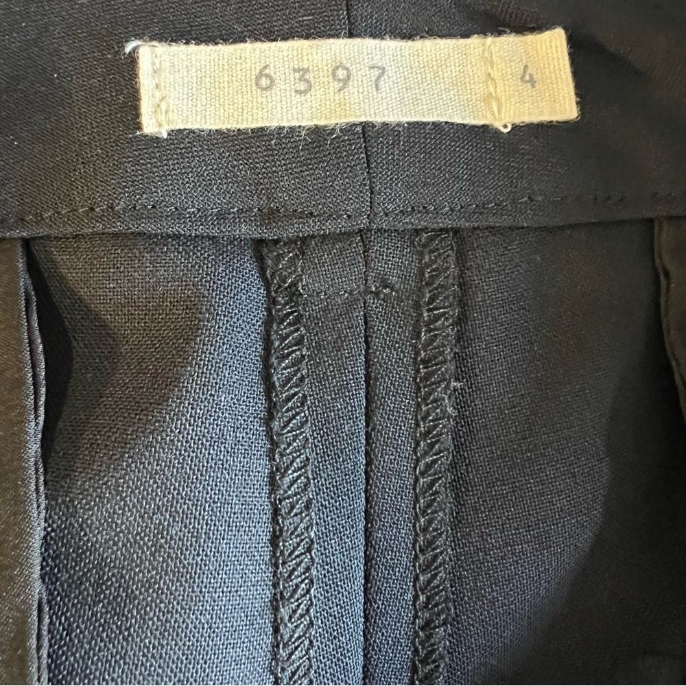 6397 wool cropped cuffed navy trousers size 4 excellent condition - Picture 13 of 15